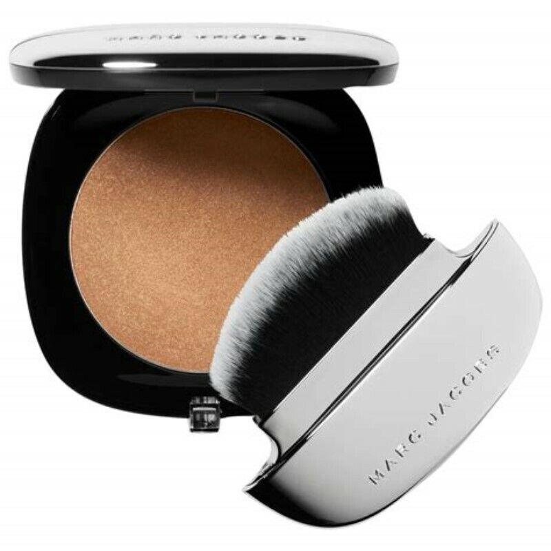 Marc Jacobs: Accomplice Blurring Beauty Powder. Asst Colors. Now