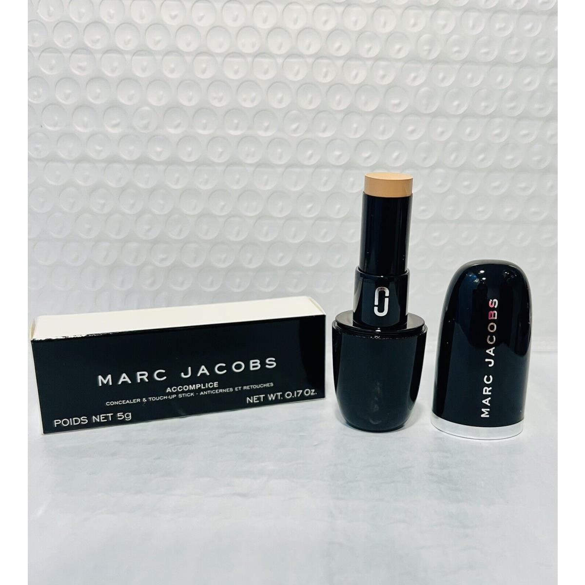 Marc Jacobs Accomplice Concealer Touch-up Stick 23 Light