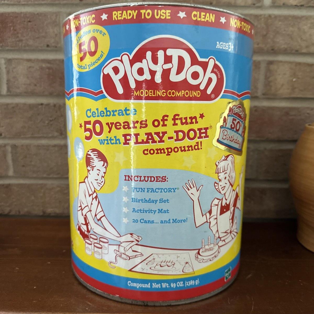 Play-doh 50th Anniversary Set 49oz 50+ Pieces Vtg Nos 2006