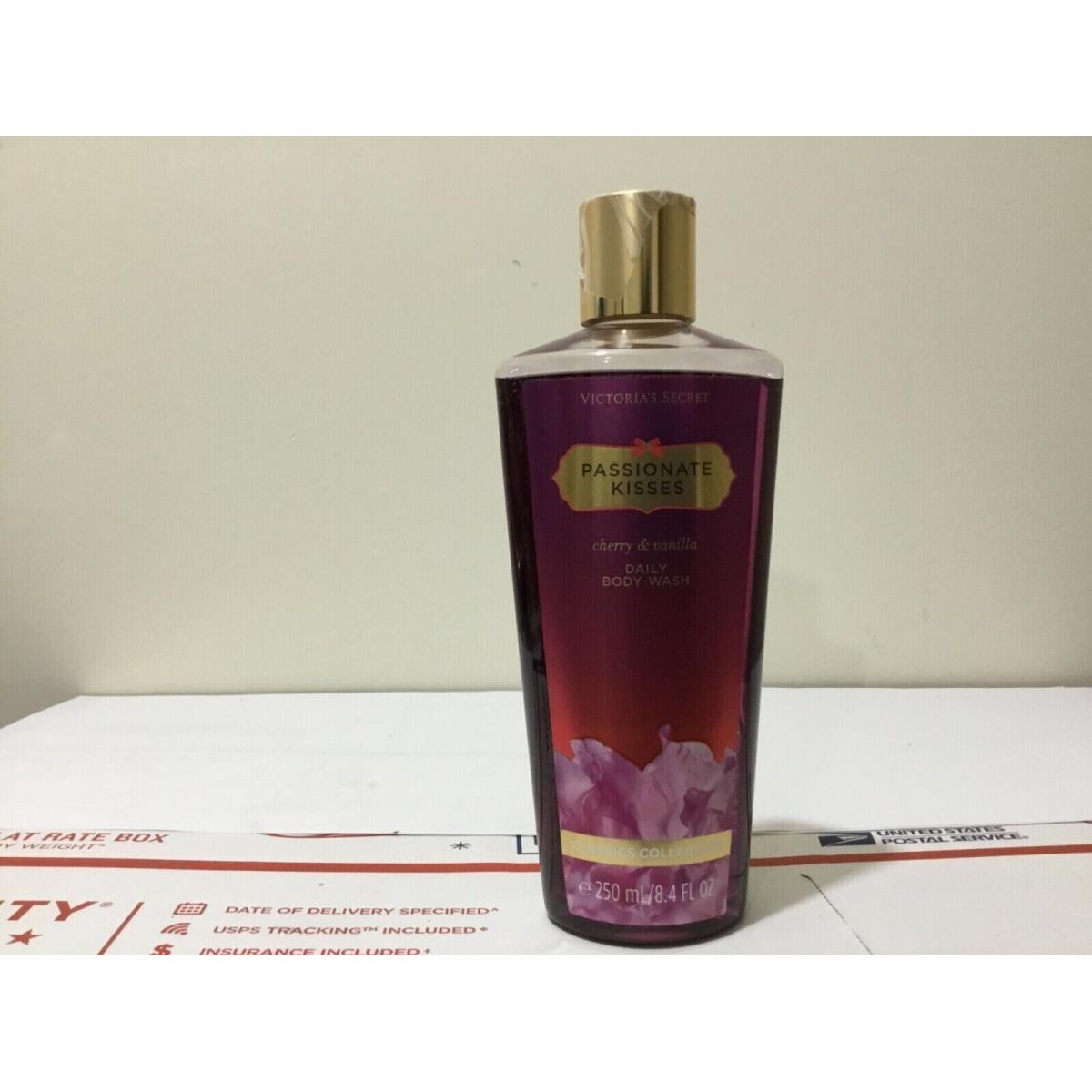 Victoria`s Secret Passionate Kisses Body Wash 8.4 OZ