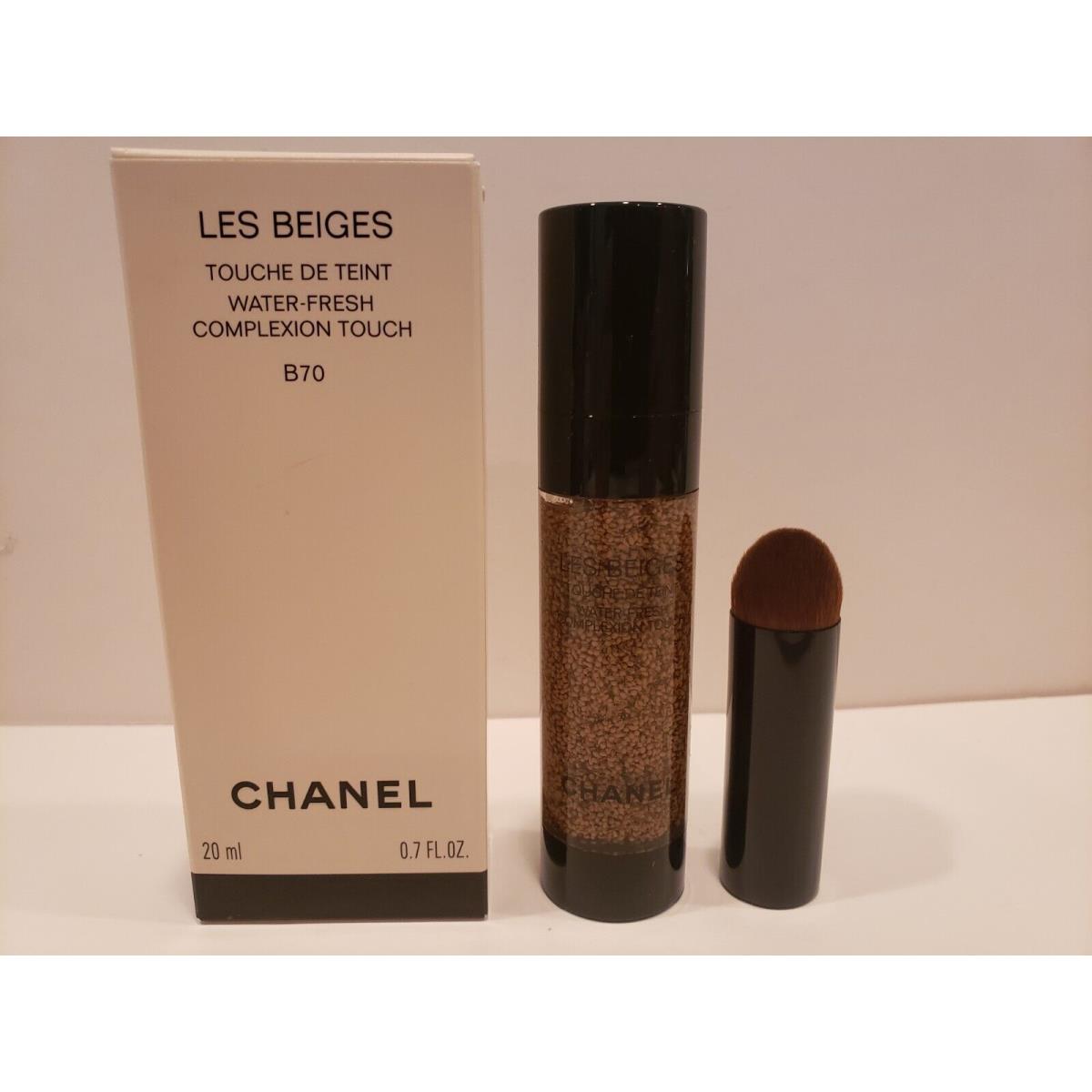 Chanel Les Beiges Touche De Teint Water Fresh Complexion Touch w/ Brush B70 0.7