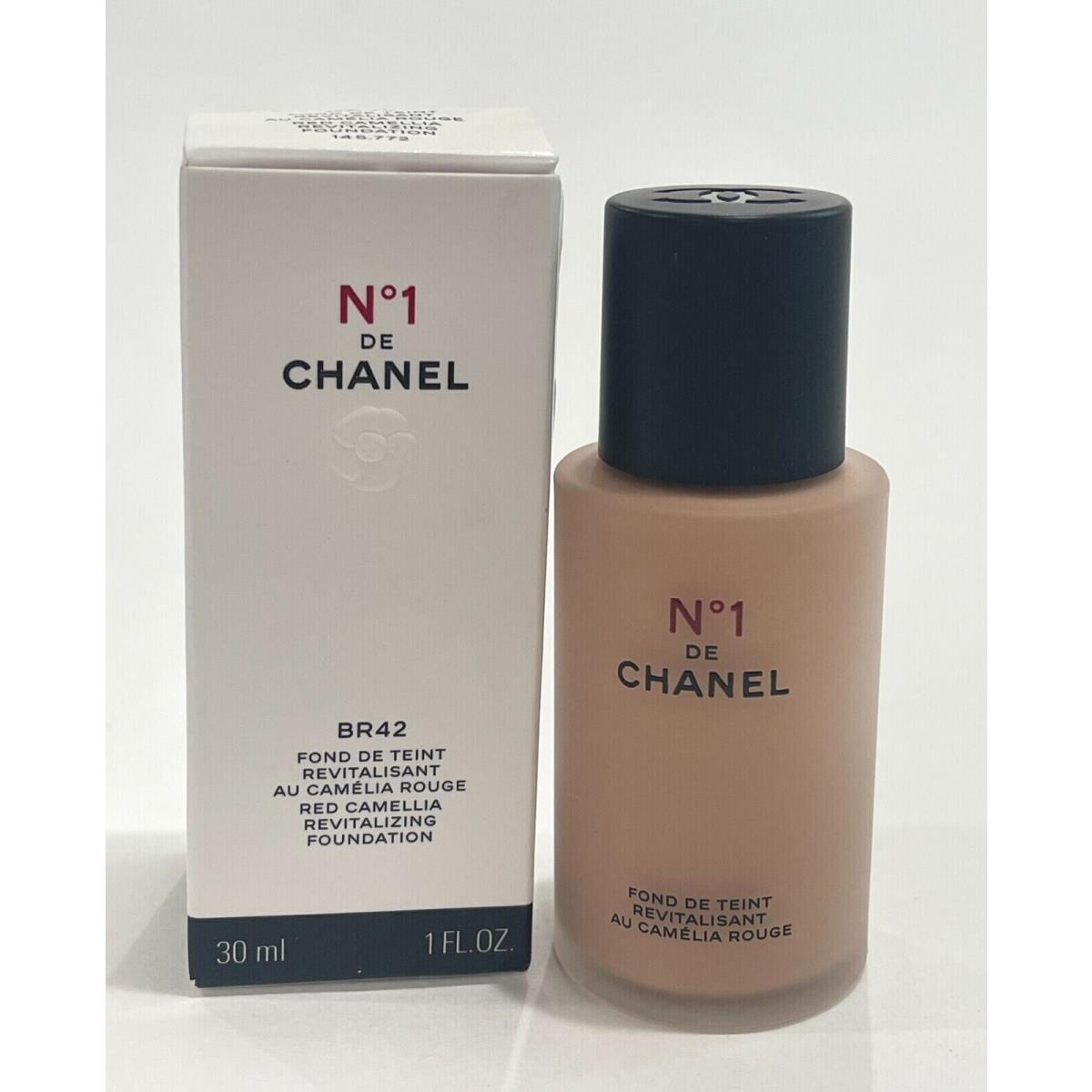 N 1 DE Chanel Revitalizing Foundation - BR42 - 1 fl oz / 30 ml