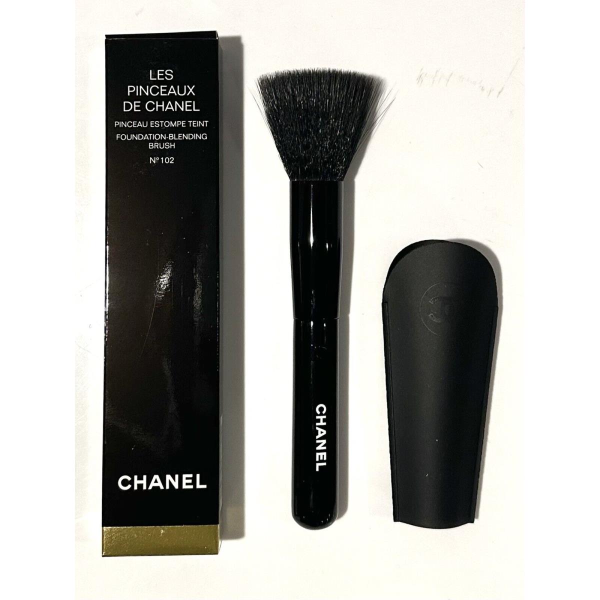 Chanel Les Pinceaux DE Chanel Foundation Blending Brush 102 Regular Size