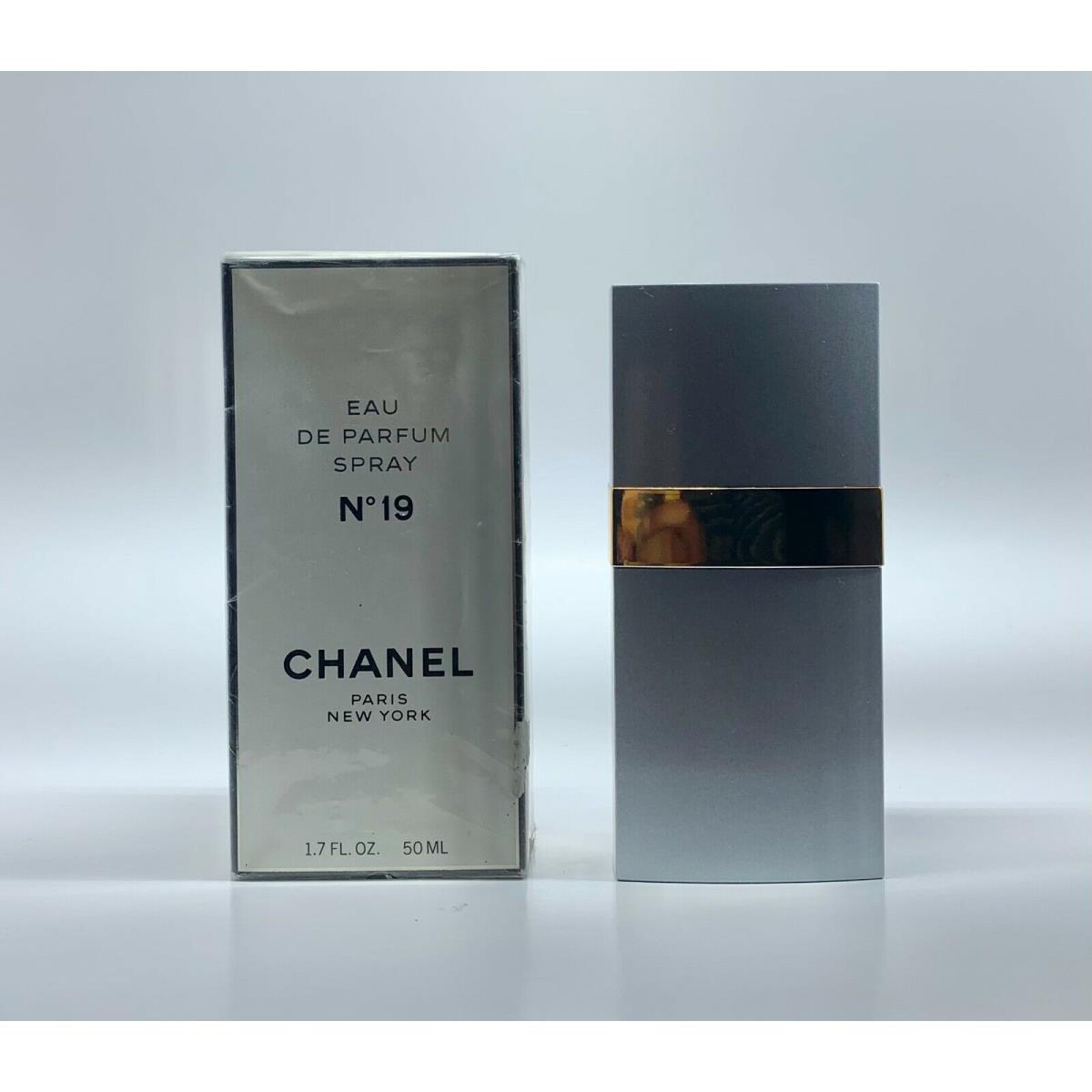 Chanel N 19 Eau De Parfum Spray Paris York 1.7oz / 50 ml