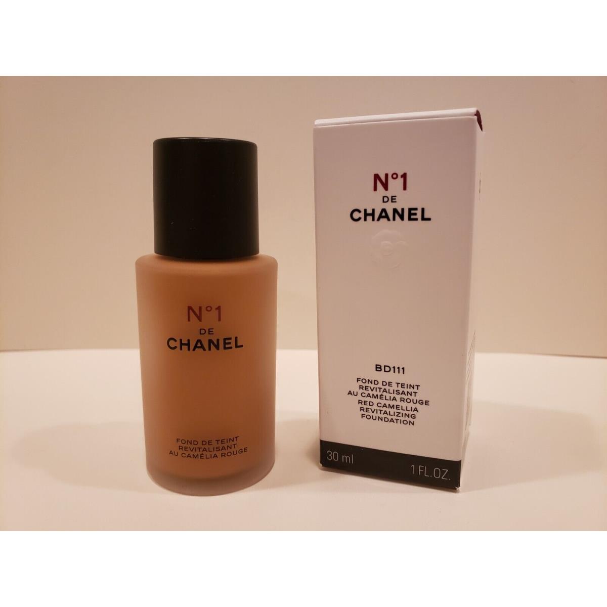 Chanel 1 De Chanel Red Camellia Revitalizing Foundation BD111 1 Fl Oz