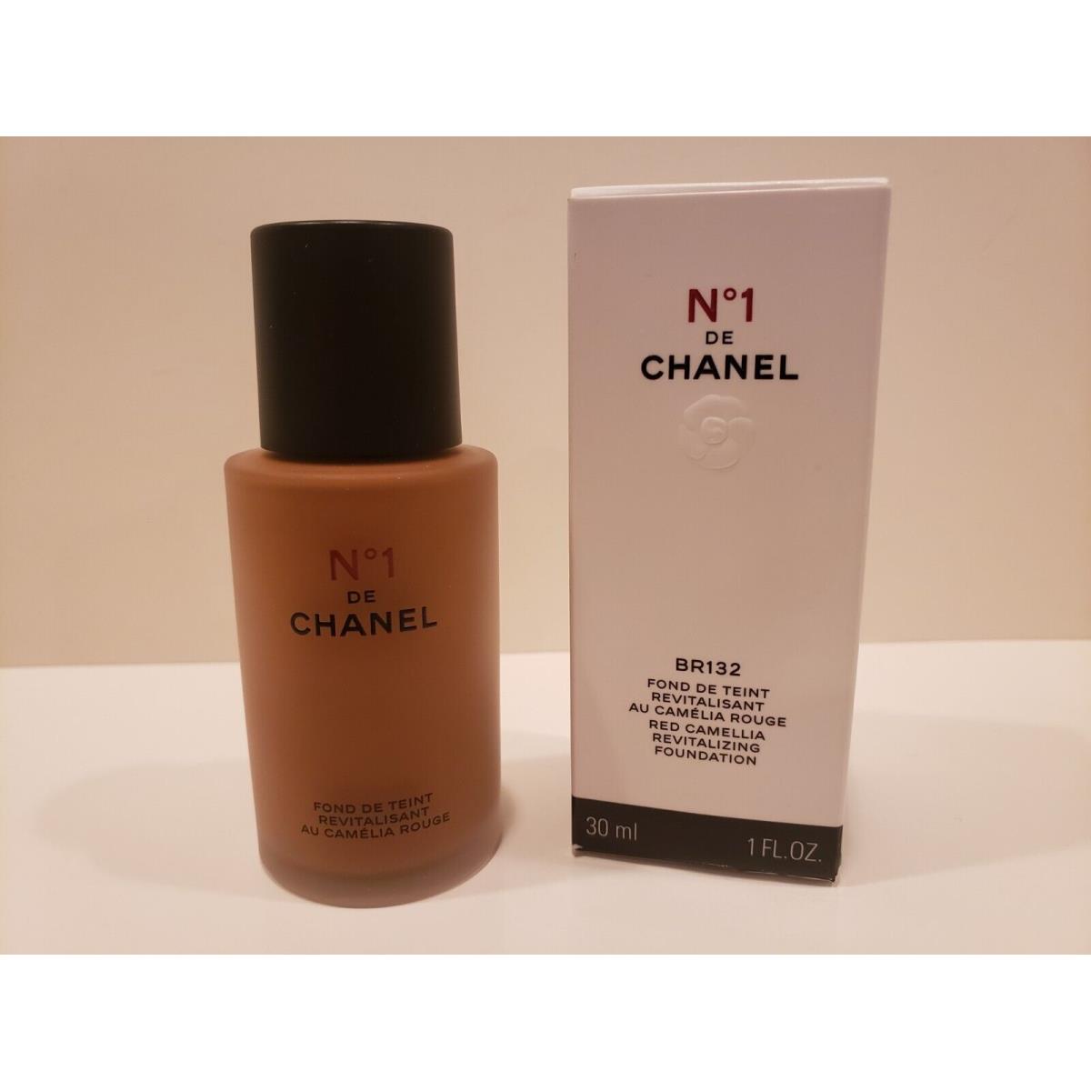 Chanel NO 1 Fond De Teint Red Camellia Revitalizing Foundation BR132