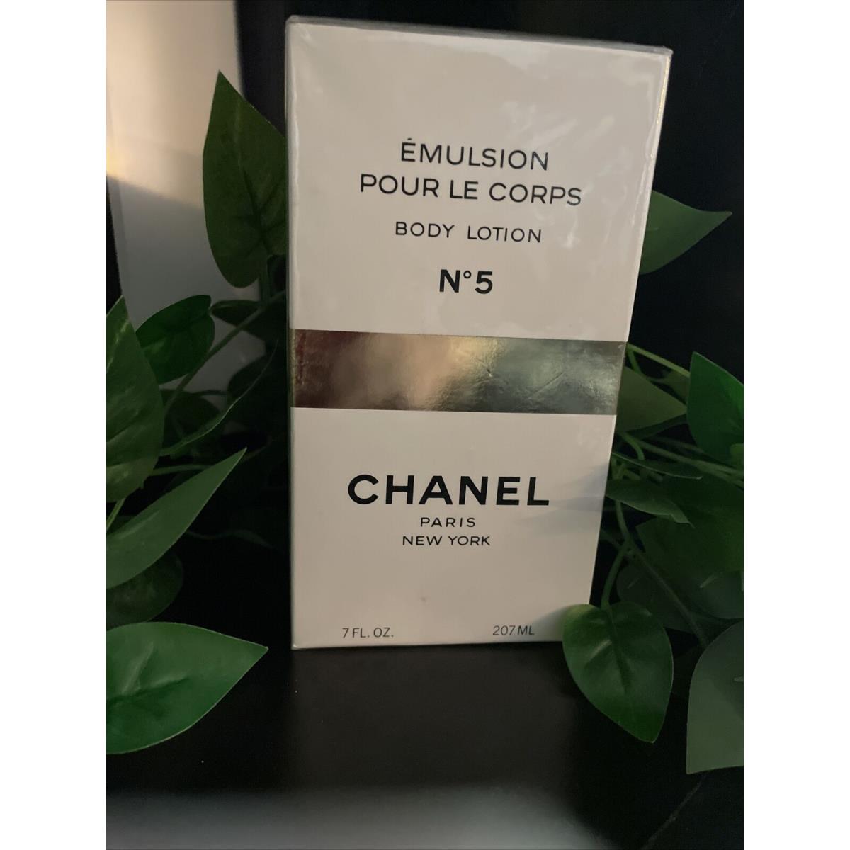 Vintage Chanel No. 5 Emulsion Pour Le Corps Body Lotion 7oz. 207ml