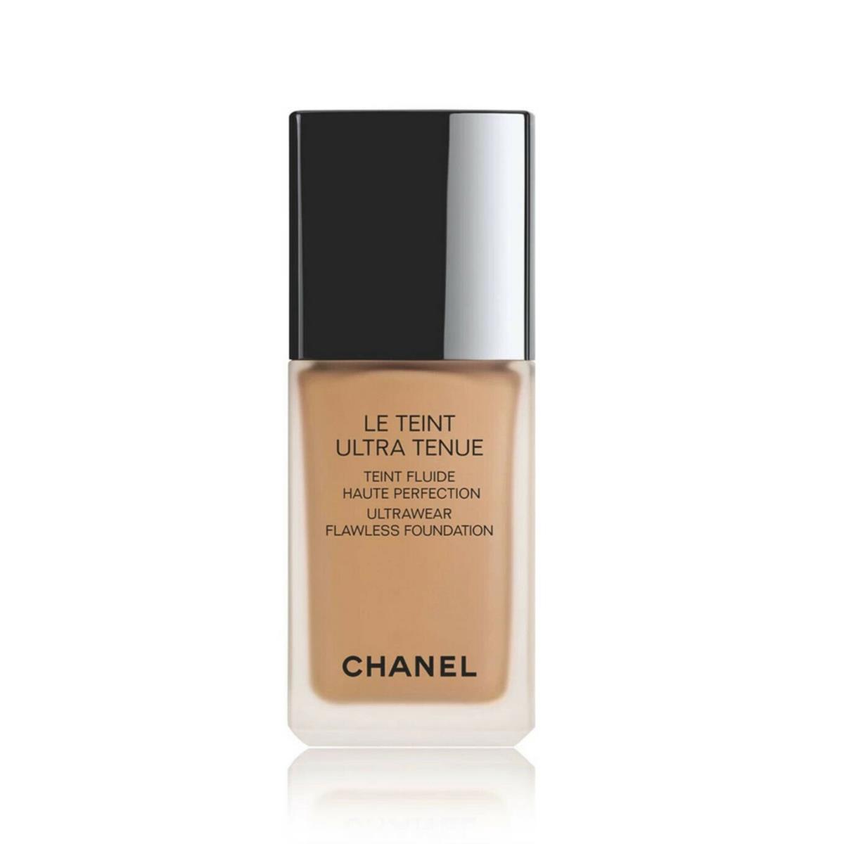 Chanel LE Teint Ultra Tenue Ultrawear Flawless Fluid Foundation 70 Beige