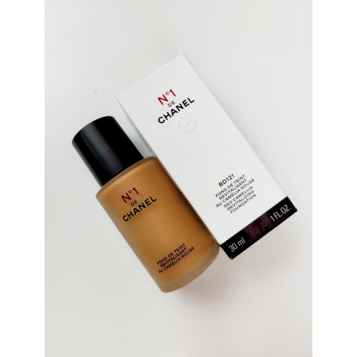 Chanel No1 De Chanel Red Camellia Revitalizing Foundation BD121 30ml