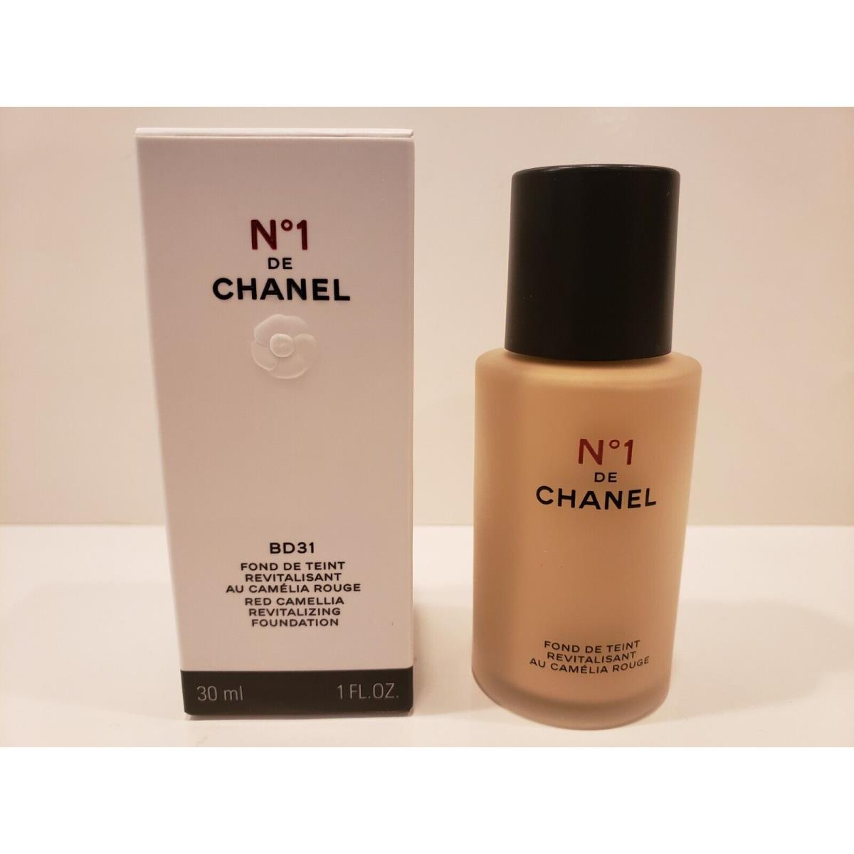 Chanel 1 De Chanel Red Camellia Revitalizing Foundation BD31 1 Fl Oz