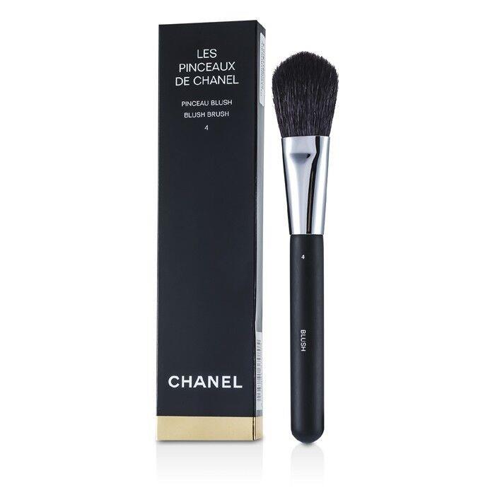 Chanel Les Pinceaux DE Chanel Pinceau Blush Blush Brush 4 - Limited