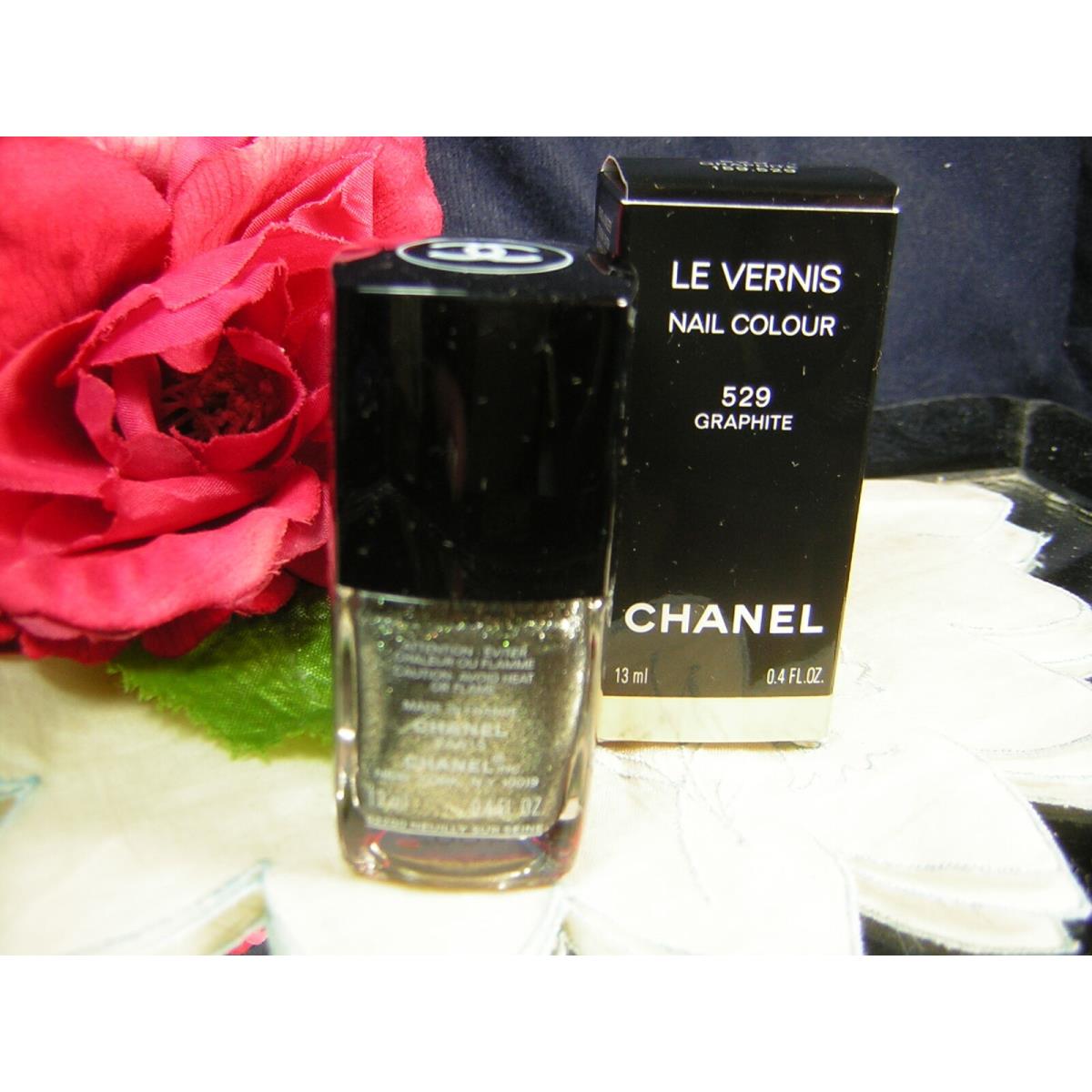 Chanel Le Vernis Graphite 529 Nail Polish Box - /boxed