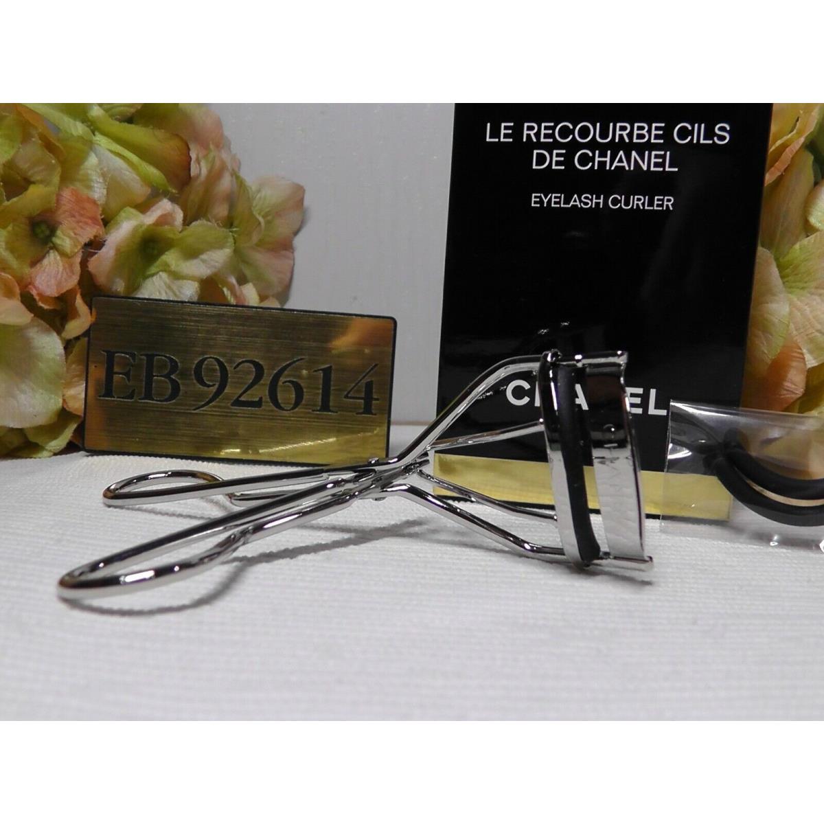 Chanel LE Recourbe Cils DE Chanel Eyelash Curler w/ 2 Refill Pads Made IN Japan