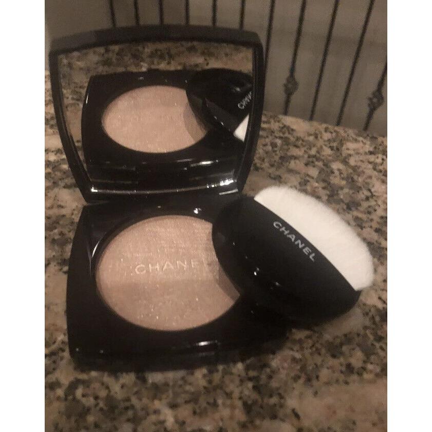 Chanel Poudre Lumiere - Highlighting Powder -10 Ivory Gold