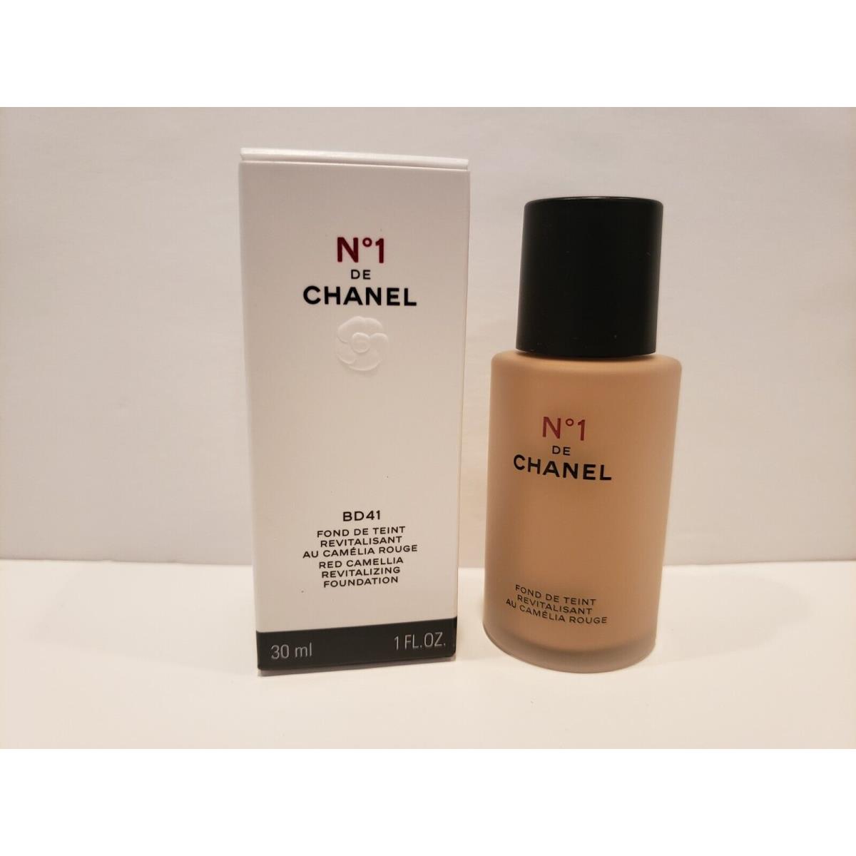 Chanel No1 De Chanel Red Camellia Revitalizing Foundation BD41