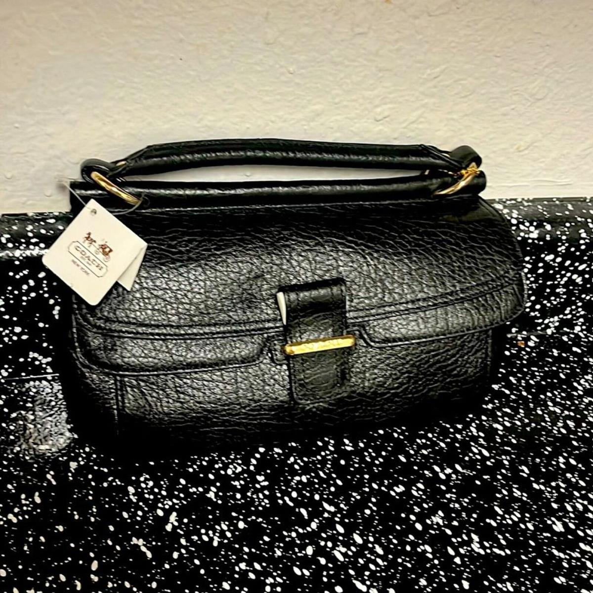 Coach Women`s Black Pebble Leather Clutch Handbag