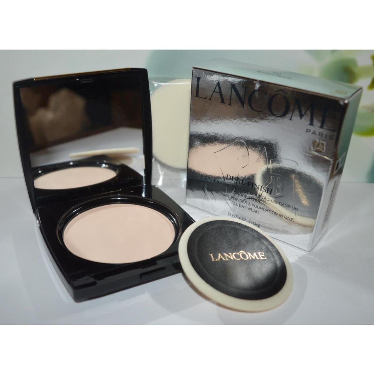 Lancome Porcelaine I 090 Dual Finish Multi-tasking Powder Foundation