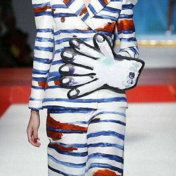 SS20 Moschino Couture Jeremy Scott Picasso Oversized Hand White Leather Clutch