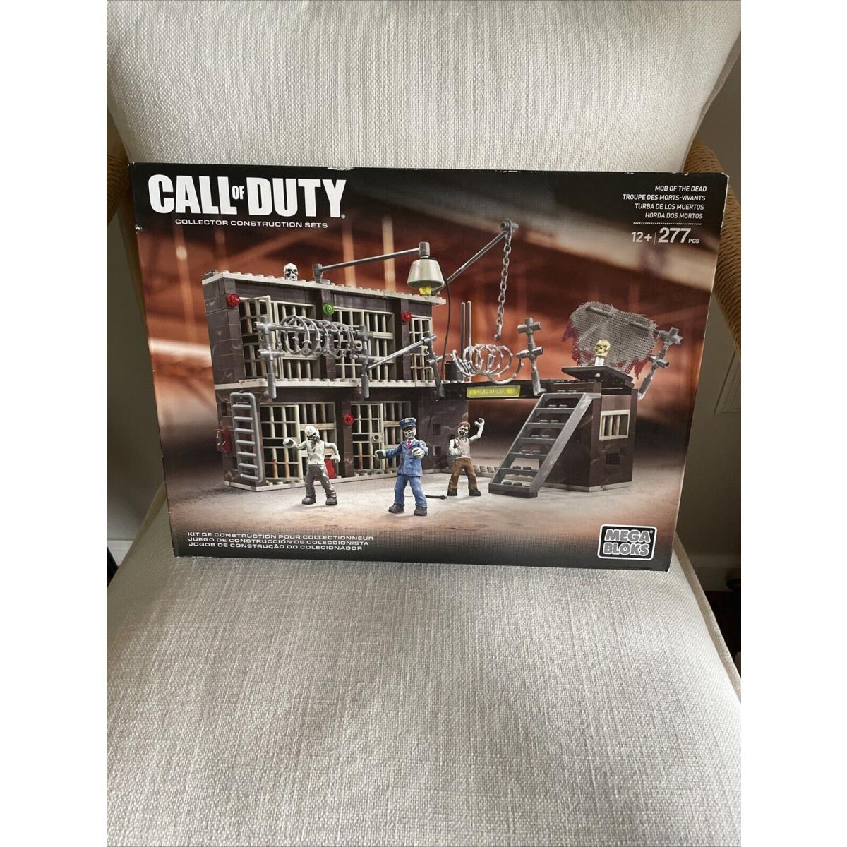 Mega Bloks Call of Duty Mob of The Dead 06857 Collector Series Zombies