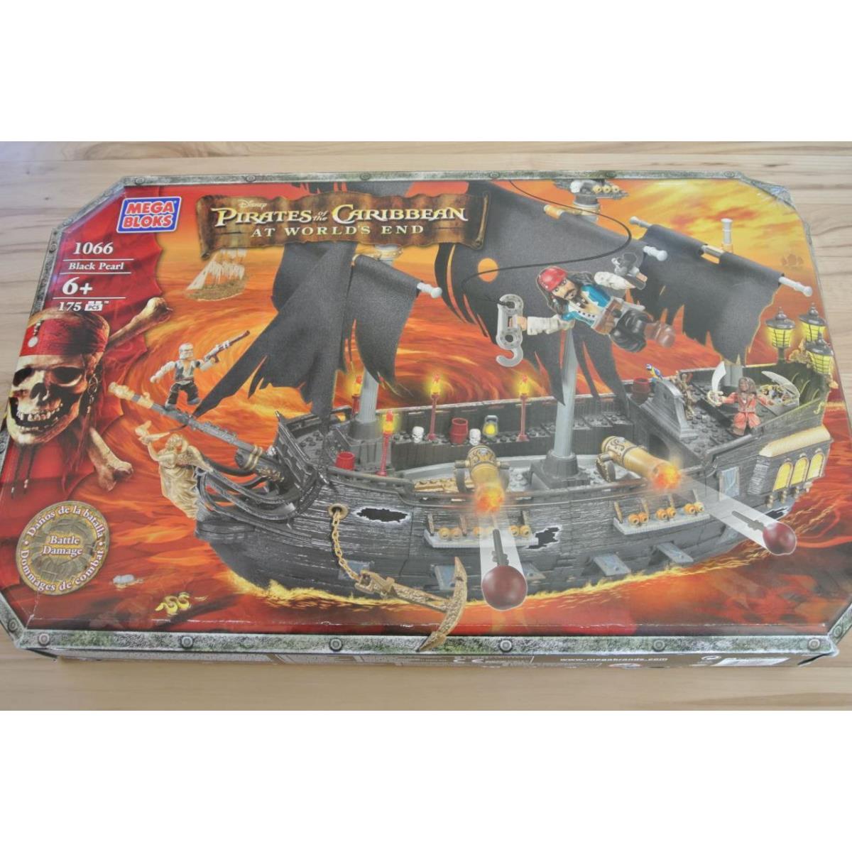 Mega Bloks 1066 Pirates of The Caribbean At Worlds End - Black Pearl Pirate Ship