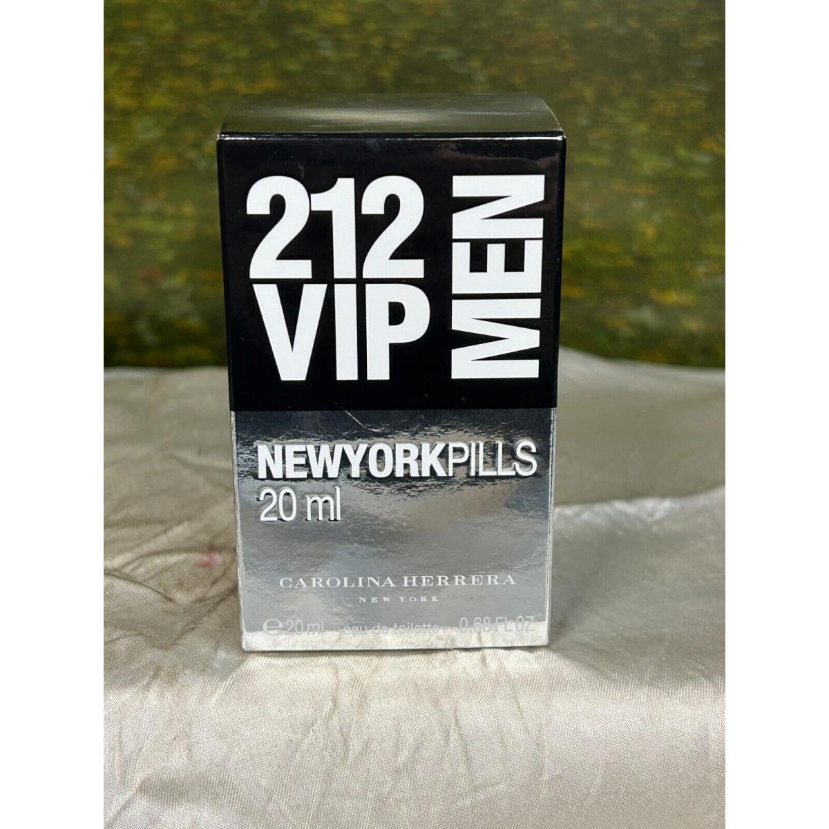 Carolina Herrera 212 Vip Men York Pills 20ML Edt Spray