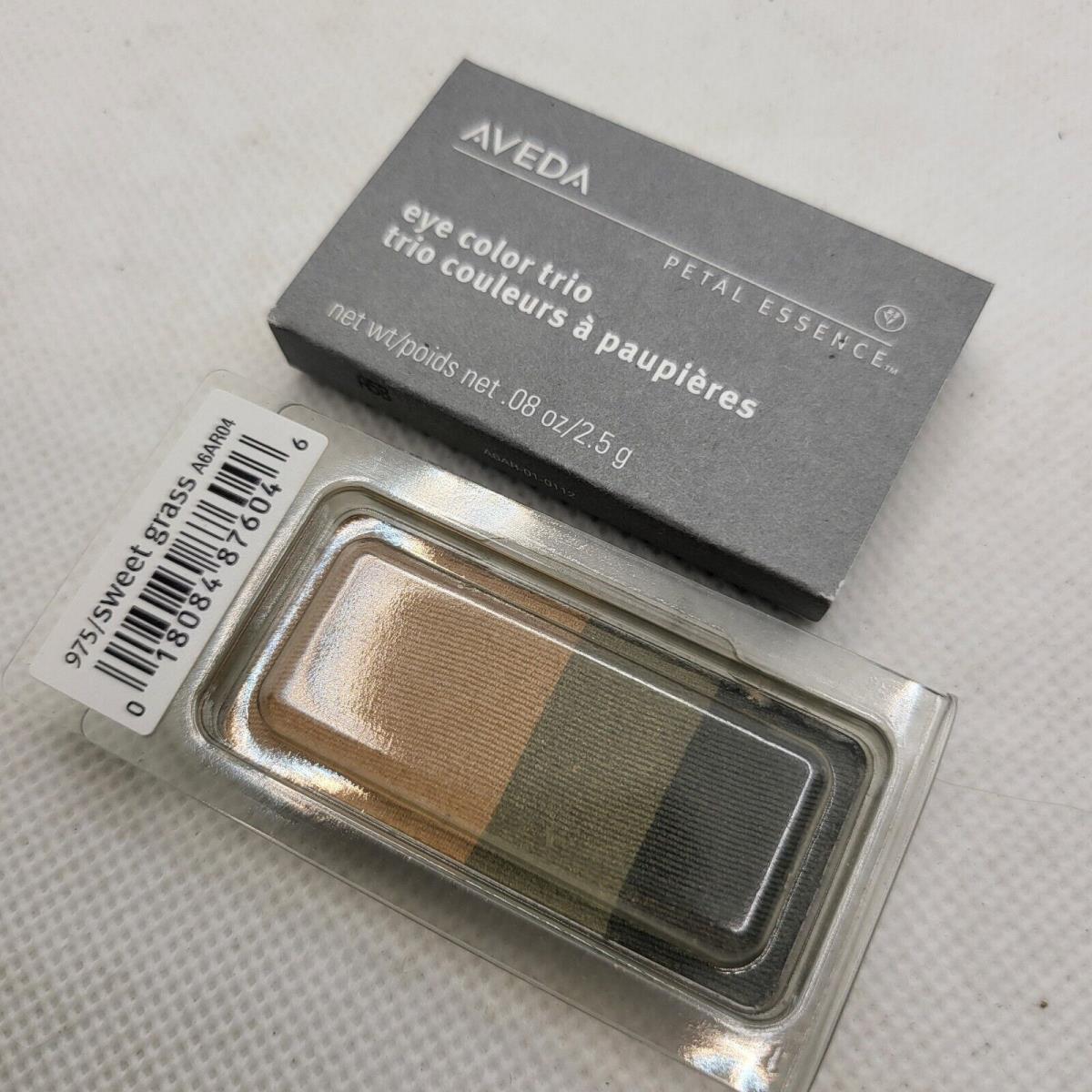 Aveda Petal Essence Eye Shadow Color Trio Sweet Grass 975