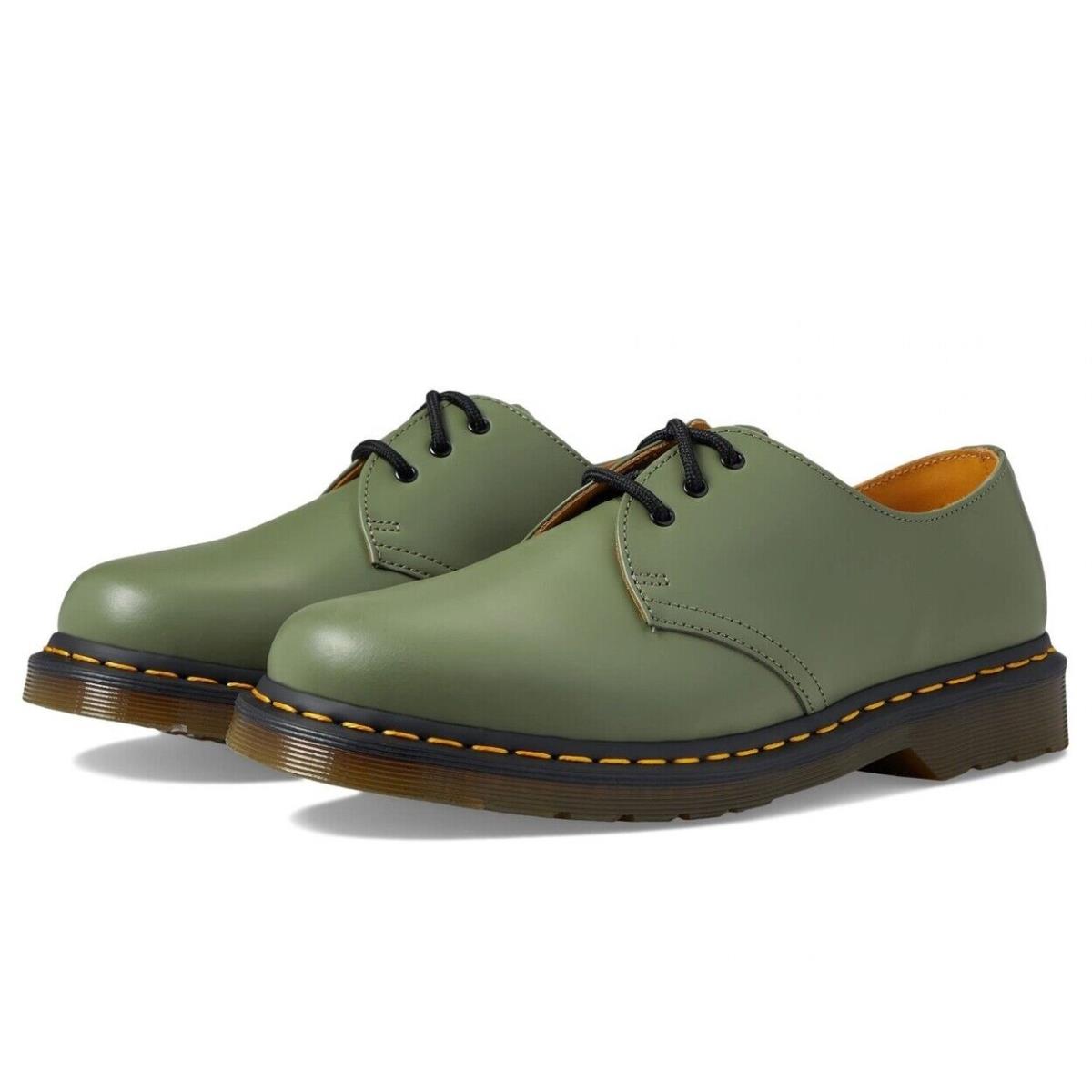 Dr. Martens 1461 3-Eye Leather Oxford Shoe For Men and Women 5 Women/4 Men