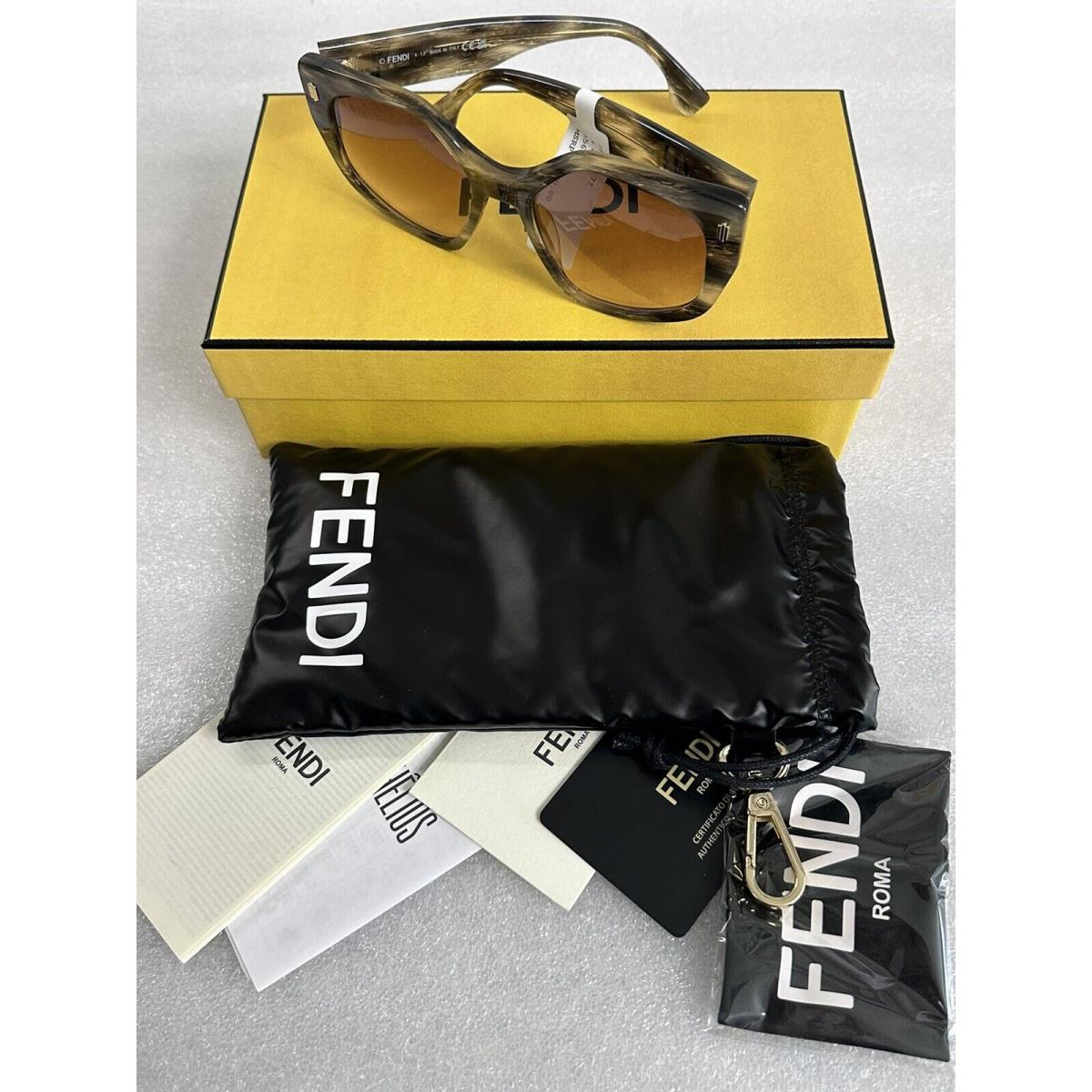 Fendi Bordeaux Geometric Ladies Sunglasses FE40017I 63S 55-19-145 Gradient