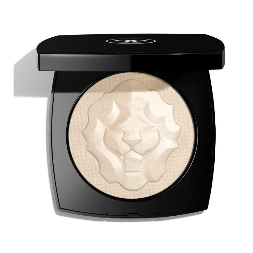 Chanel Les Symboles de Chanel Oversize Illuminating Face Powder Pick A Color Pearly White - LE LION