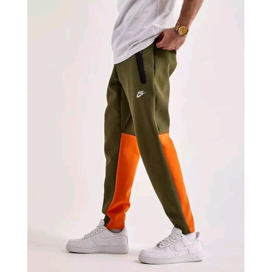 Nike Doernbecher Freestyle Tech Fleece Joggers Dario Men`s Sz M FD9690-326