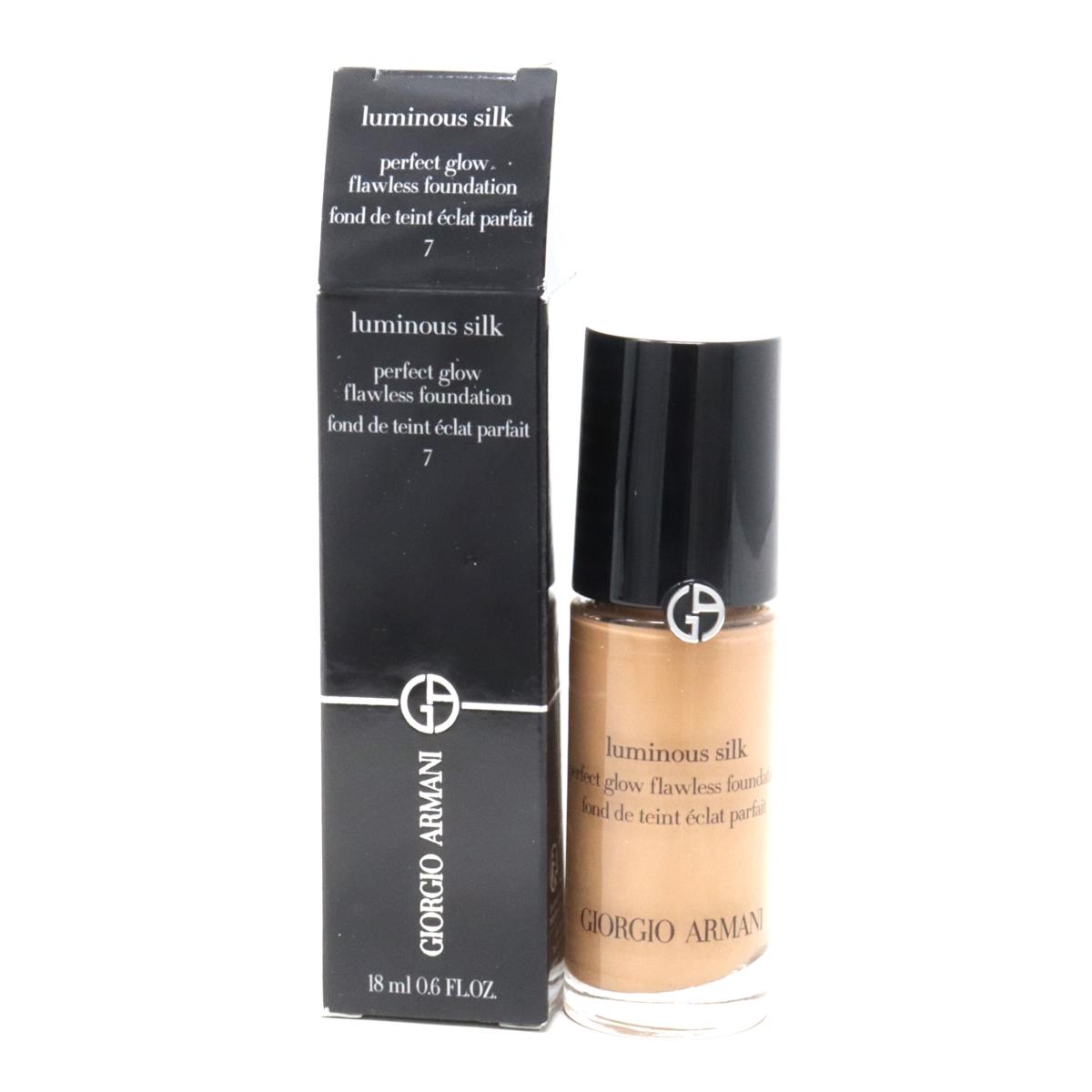 Giorgio Armani Luminous Silk Perfect Glow Flawless Foundation 0.6oz with 7