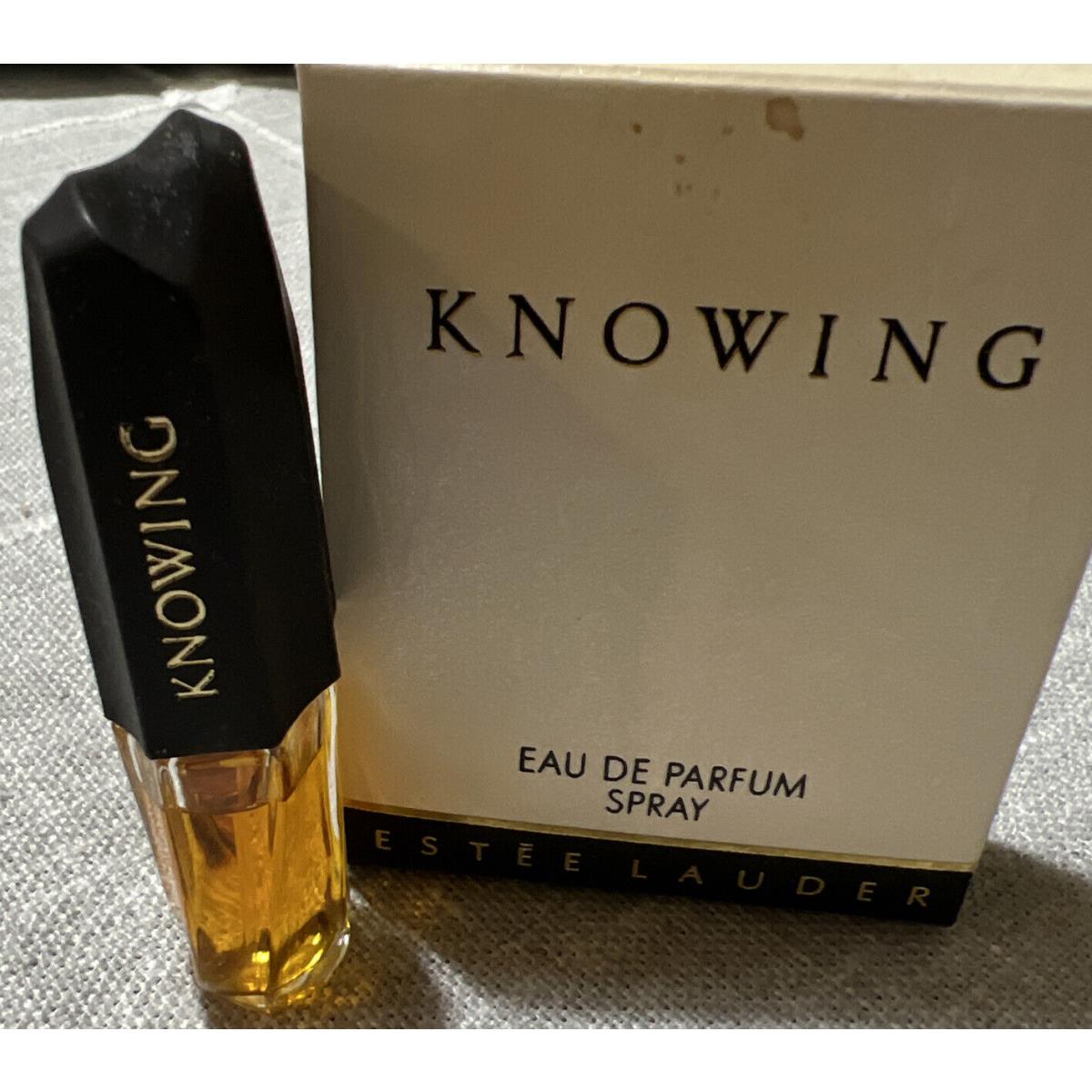 Knowing by Estee Lauder Eau De Parfum For Women Spray 0.18oz Mini