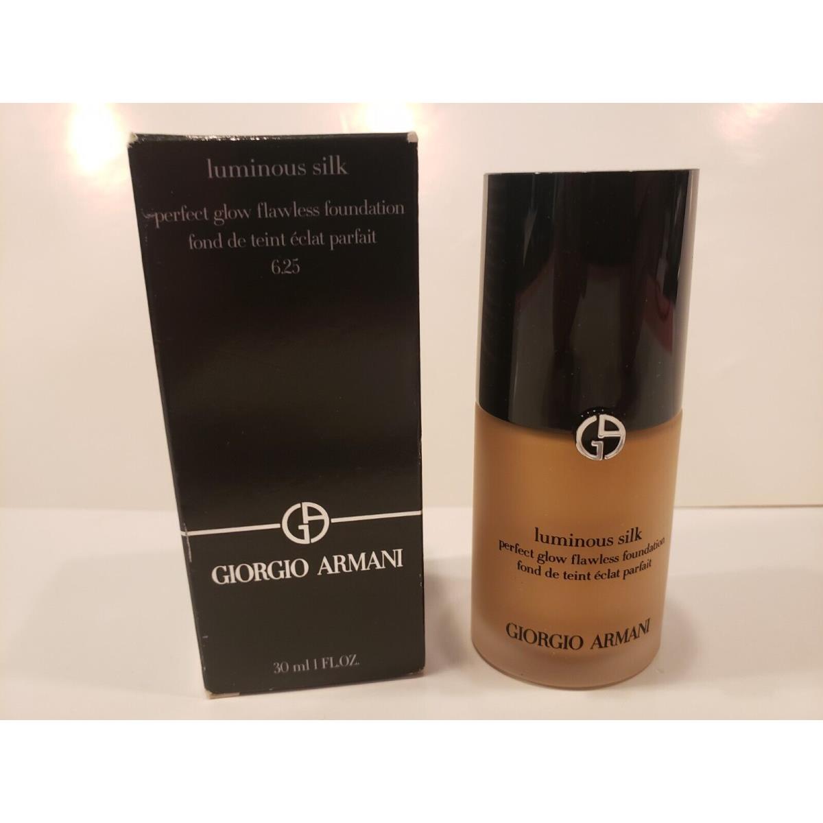 Giorgio Armani Luminous Silk Perfect Glow Flawless Foundation 6.25