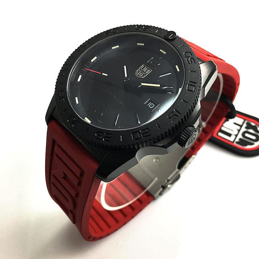 Men`s Luminox Pacific Diver Blackout Red Silicone Diver Watch 3121.BO.RF