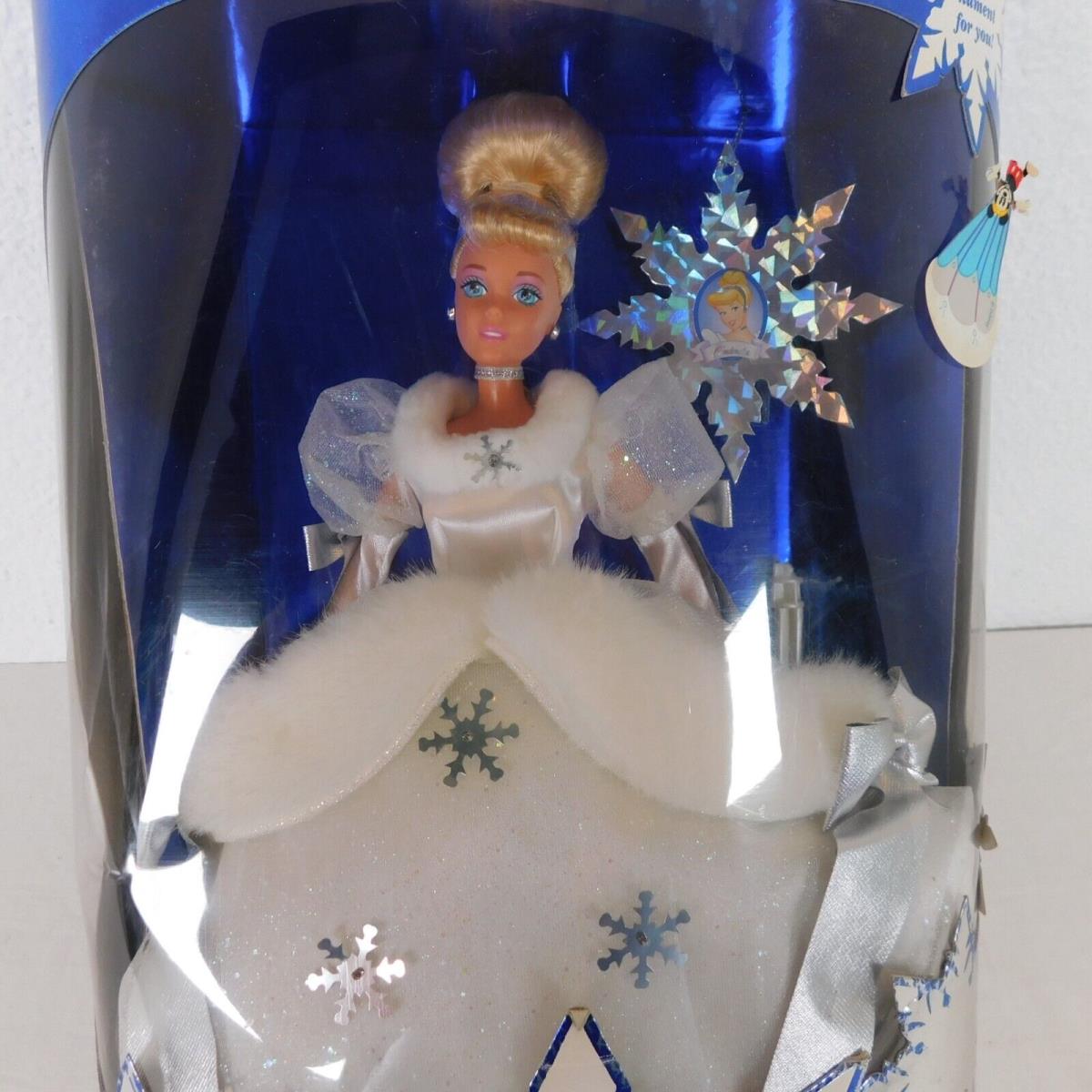 Holiday Princess Cinderella Barbie Walt Disney Special Edition 1996