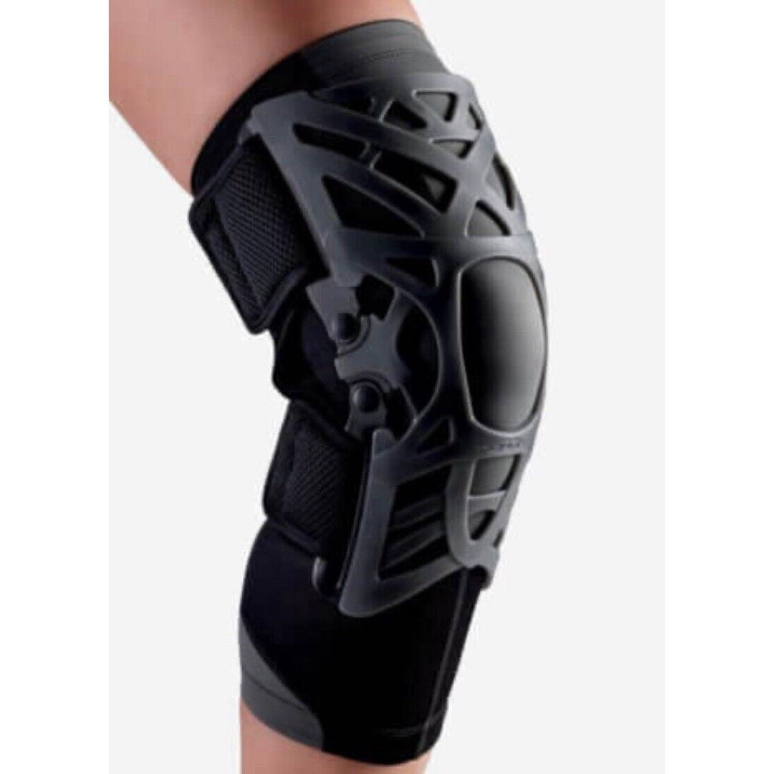 Knee Brace Gray Size: Xs/s Donjoy Reaction 11-0215-2 with Sleeve