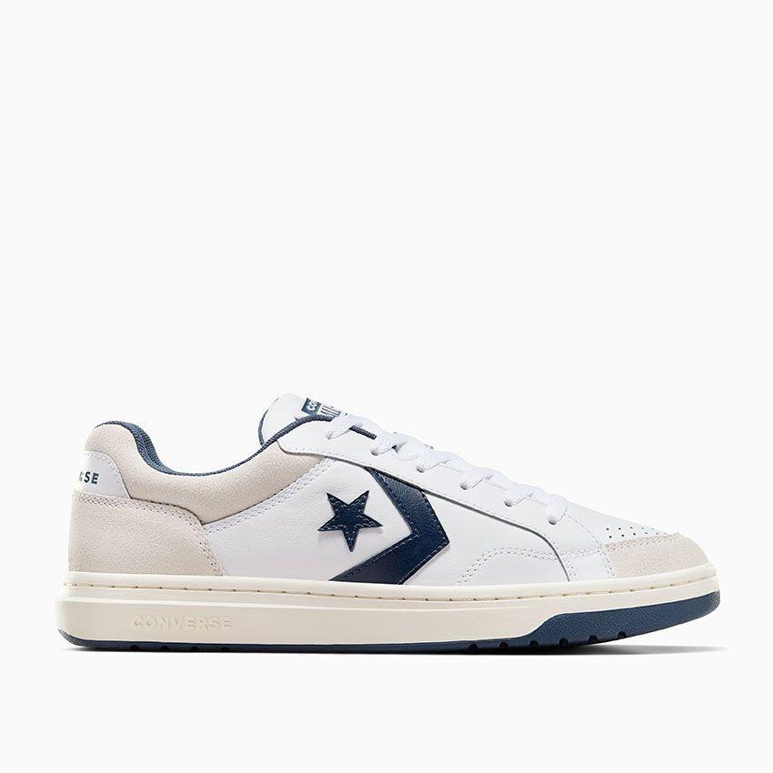 Converse - Men Pro Blaze Classic OX in Suede and Leather White/navy A10124C