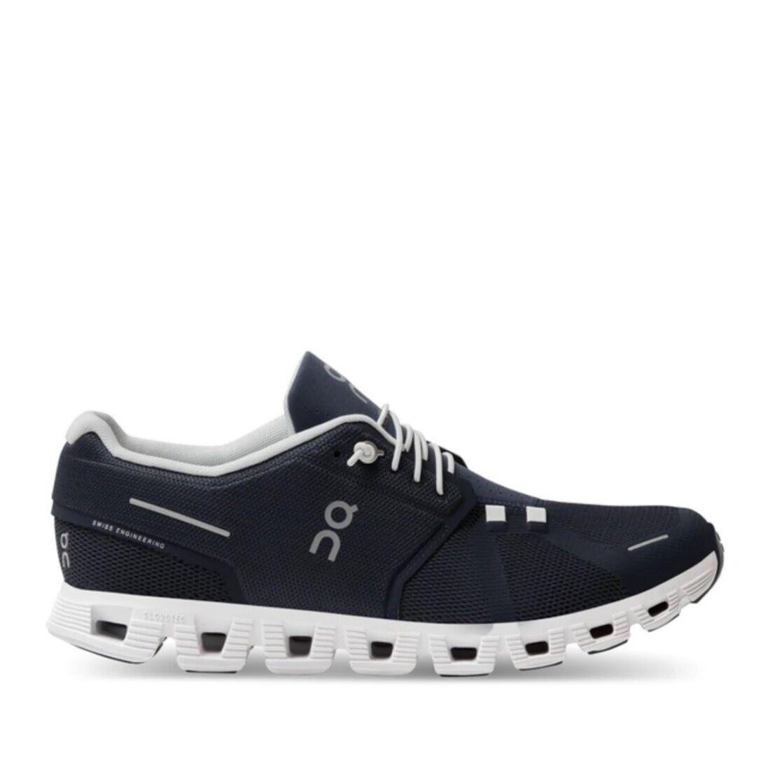 ON Running ON-59.98916 Men`s Cloud 5 in Midnight/white - Medium