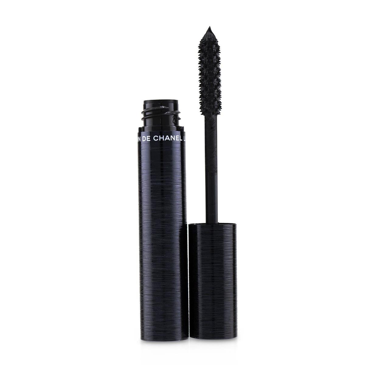 Chanel LE Volume Revolution DE Chanel - Extreme Volume Mascara 3D-Printed Brush