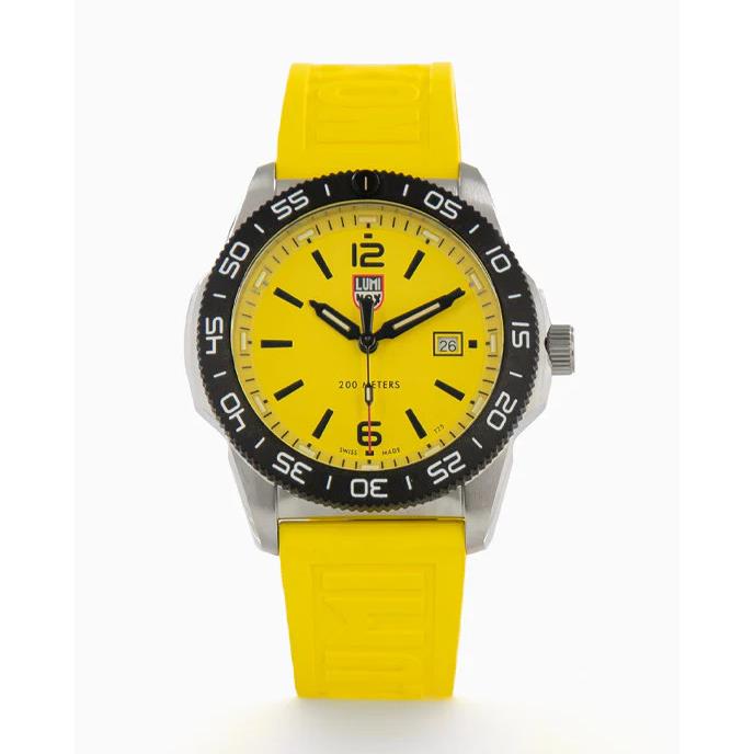 Luminox Pacific Diver Sapphire Yellow Dial Date Men`s Diver Watch XS.3125