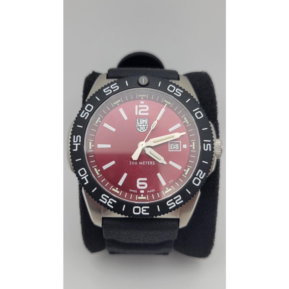 Luminox Pacific Diver XS.3135 - Crimson Dial 44mm Men`s Watch