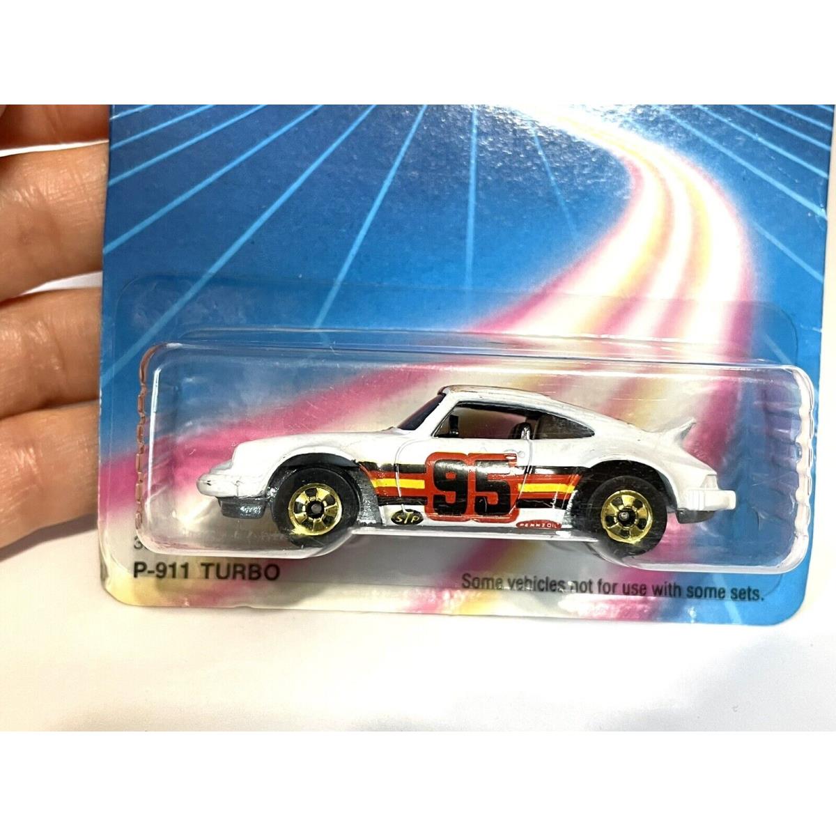 Vintage Hot Wheels Porsche P-911 Turbo 1974 White - Chrome Gold Wheels