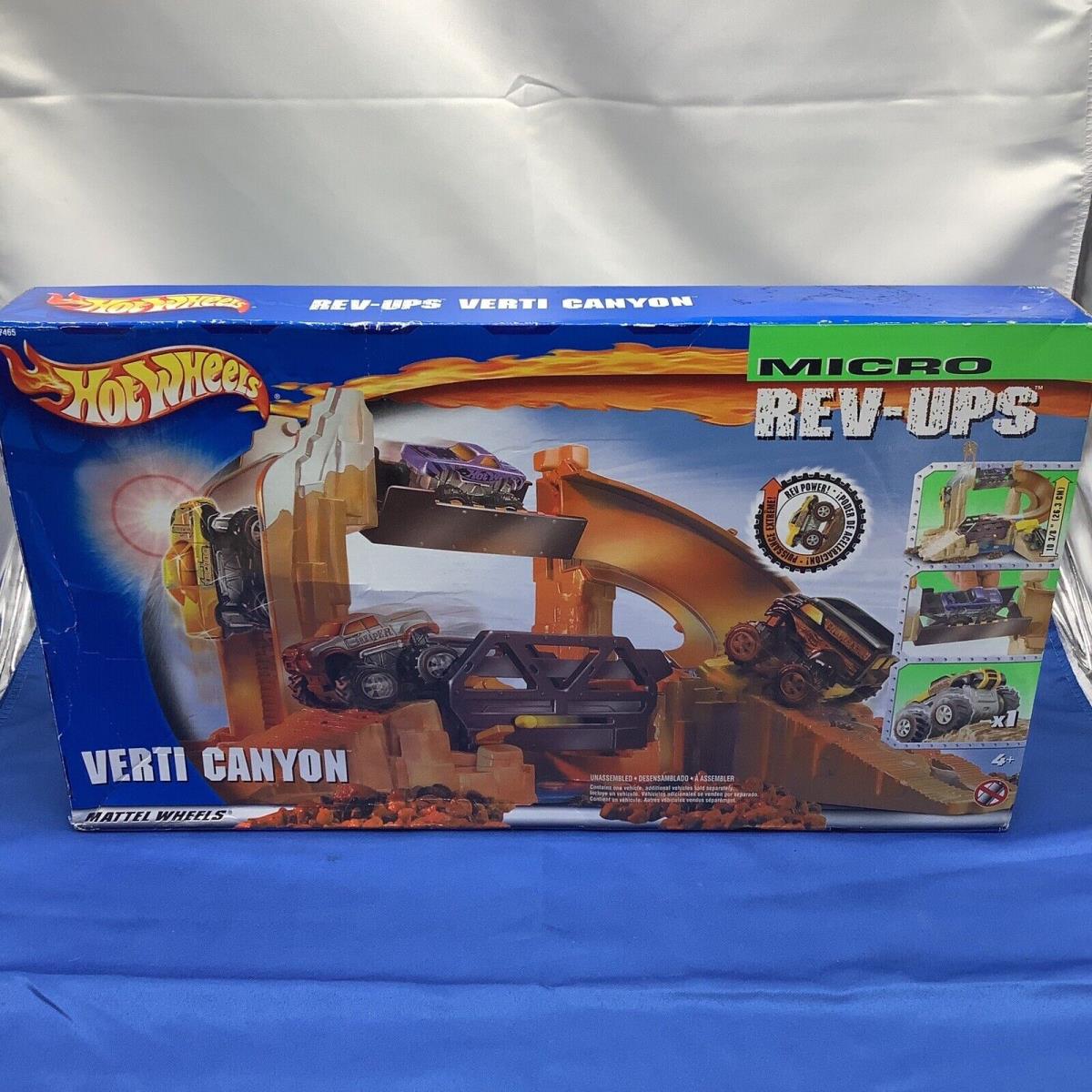 2002 Hot Wheels Micro Rev-ups Verti Canyon Play Set