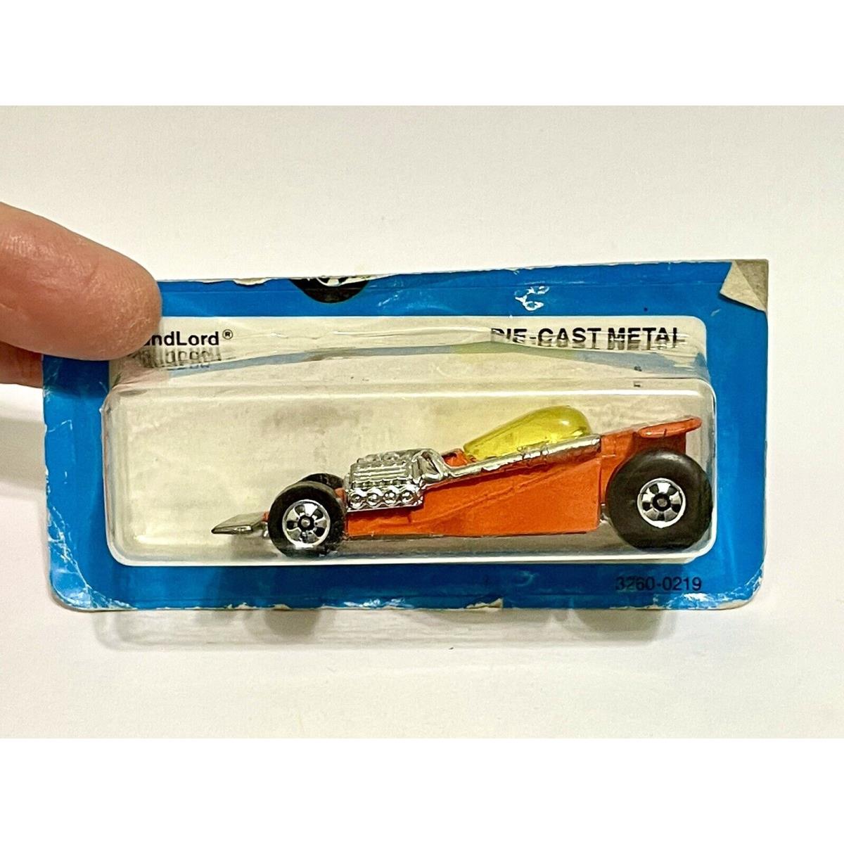 Hot Wheels 1982 Landlord Orange Rare Vintage On Cut Card