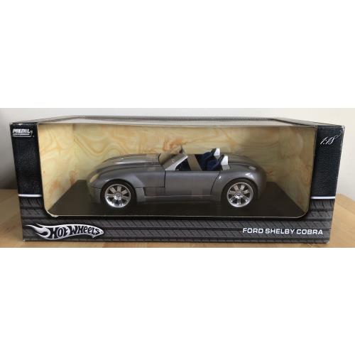 2004 Collectible Mattel Hot Wheels Metal Collection Ford Shelby Cobra Scale 1:18