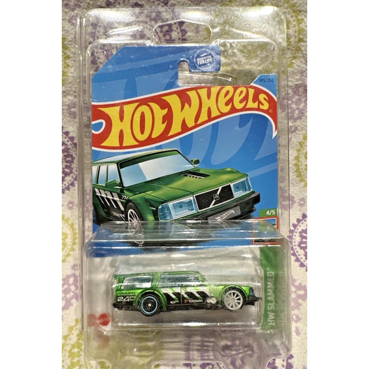 2023 Hot Wheels Super Treasure Hunt Volvo 240 Drift Wagon