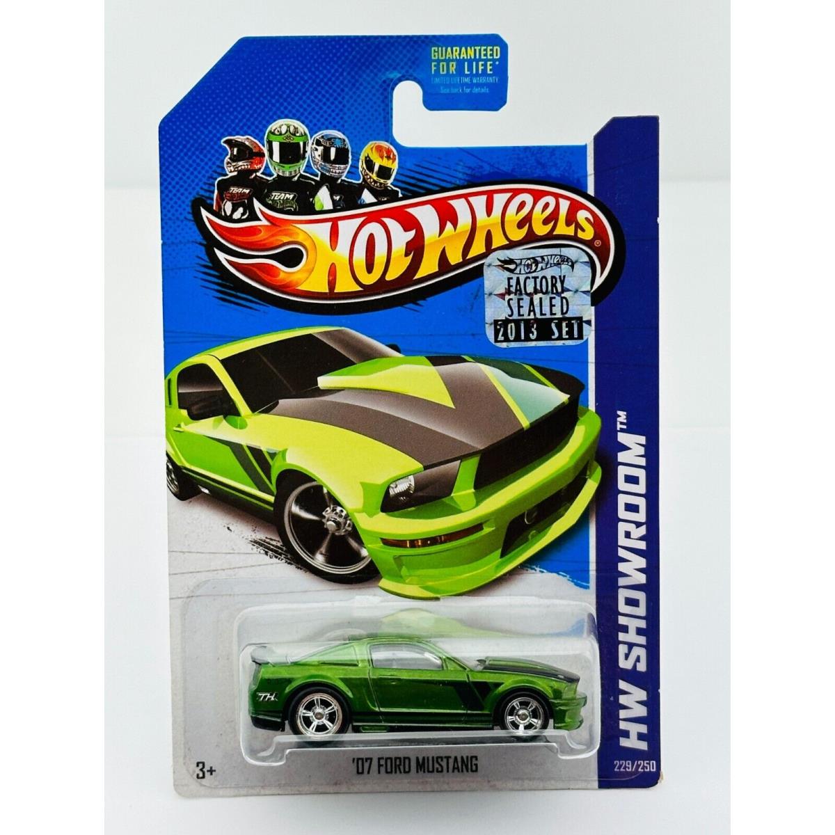 Hot Wheels 2013 Super Treasure Hunt 07 Ford Mustang Green w/ Sticker