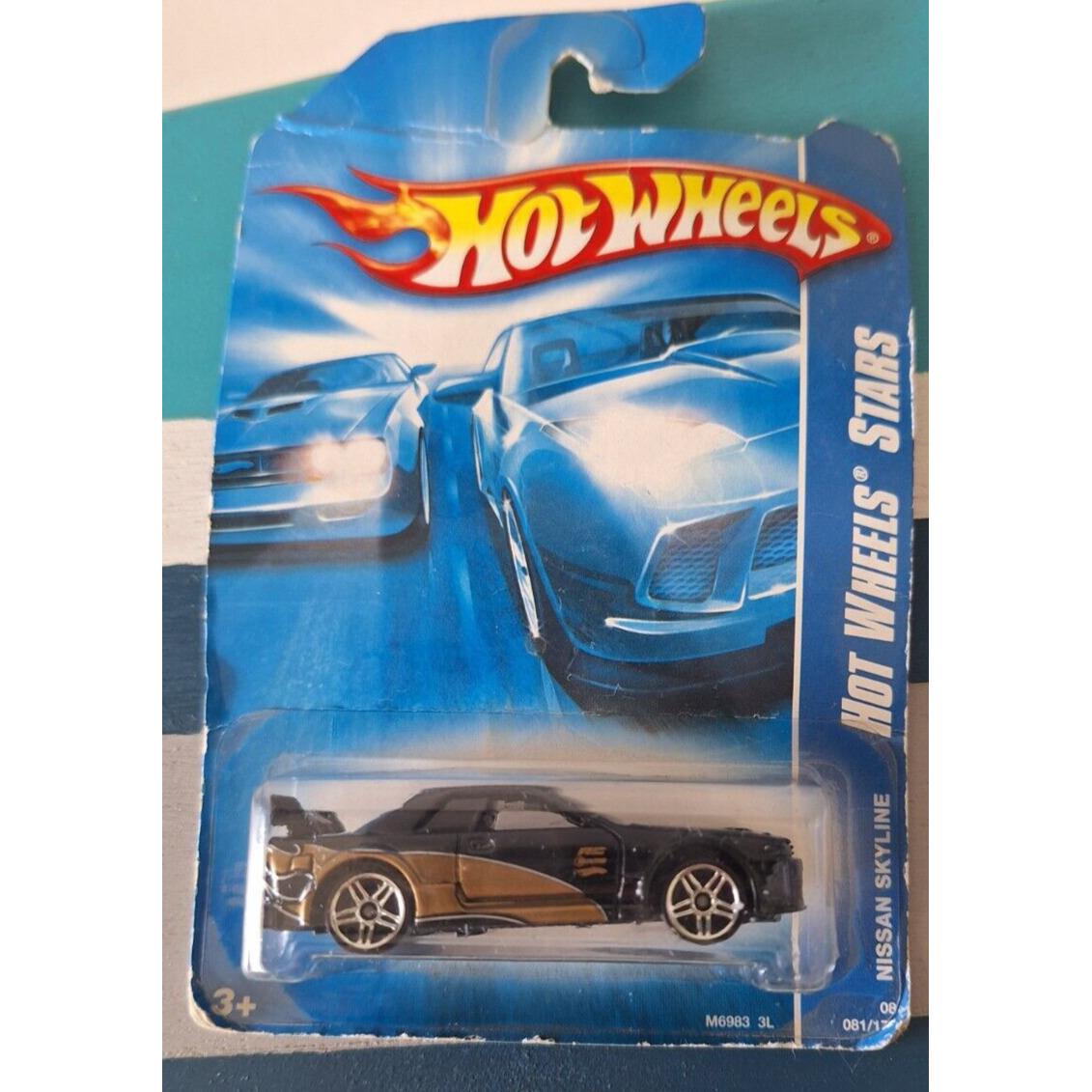 Hot Wheels Stars Nissan Skyline R32 Gold Black