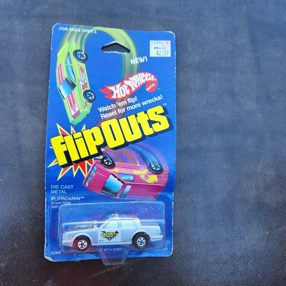 1985 Hot Wheels Vintage Fliproarin Flip-outs Series 2287 - Silver 1:64 C44