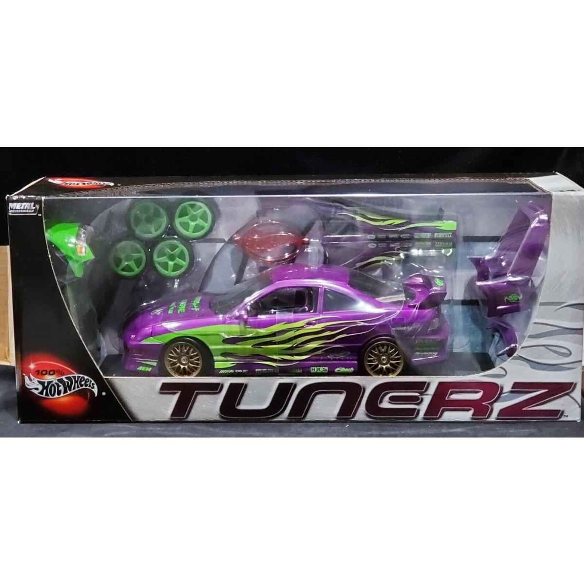 Hot Wheels Acura Integra Tunerz Car Purp Flames +interchangeable Prts/whls 1:18